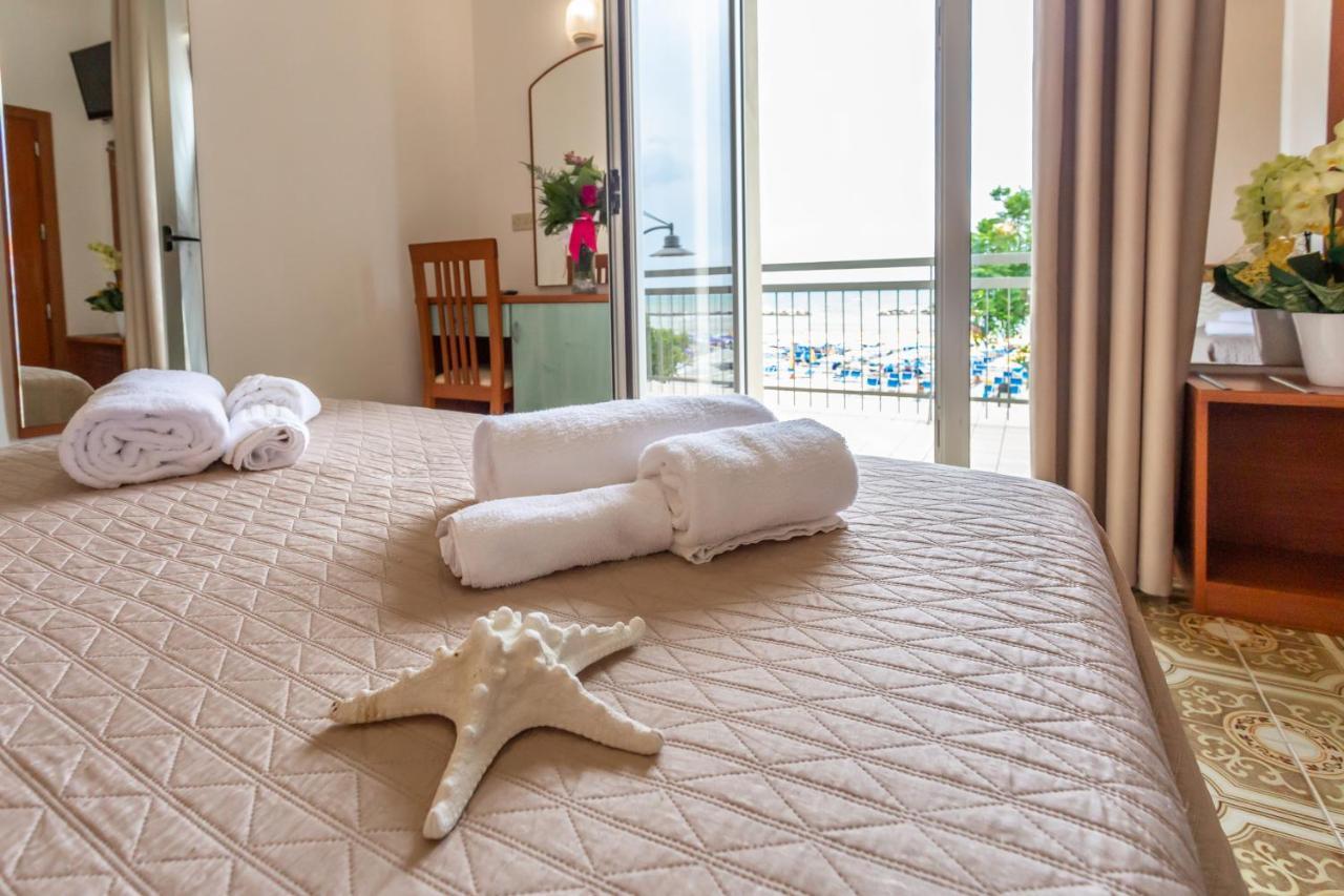 Hotel Ideale Mare Bellaria-Igea Marina Ngoại thất bức ảnh